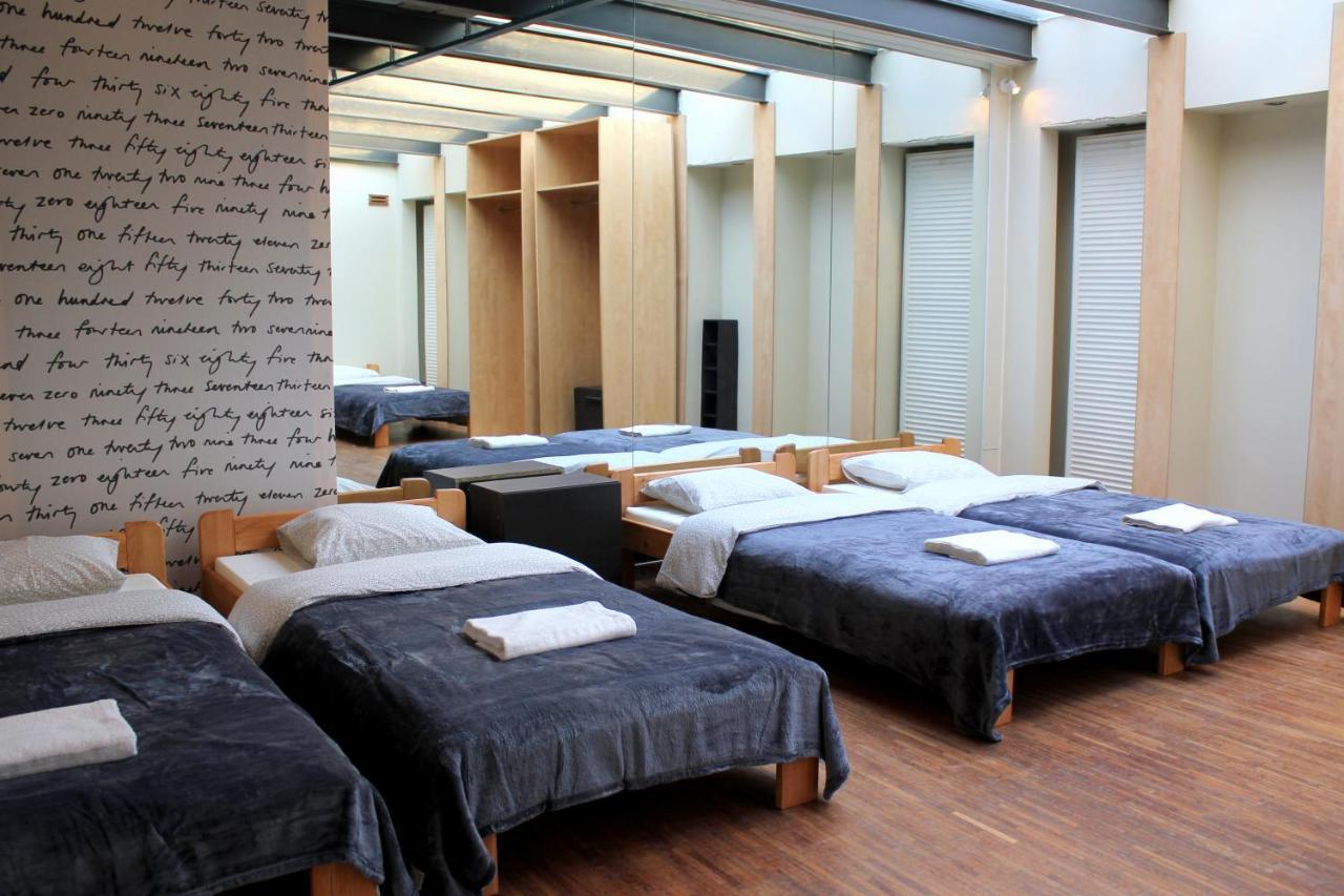 Apartment With Garden In City Center Krakow Bagian luar foto